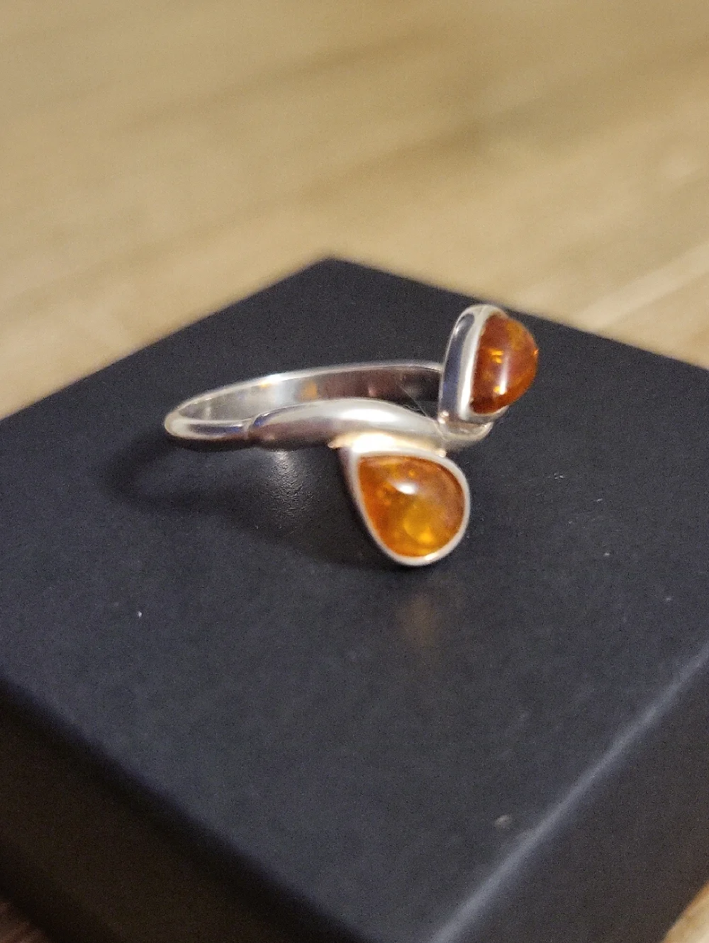 925 Sterling Silver Baltic Honey Amber Cabochon Stone Ring